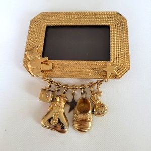 Kirks Folly brooch baby